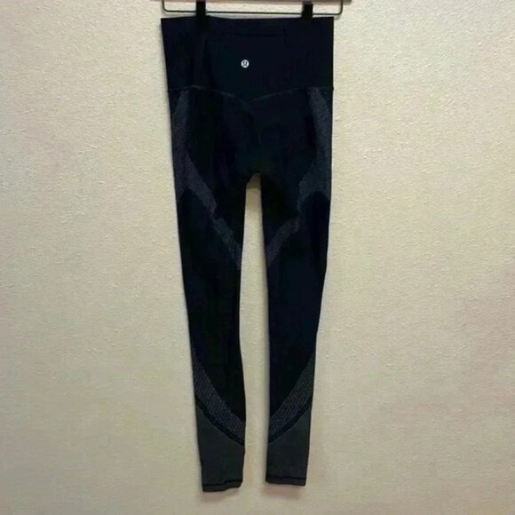 LULULEMON Women’s Leggings - Picture 3 of 9